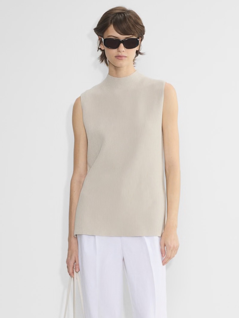 Babaton Tabulate Sleeveless Sweater in Matte Pearl Sz Medium